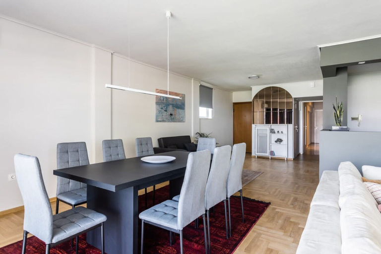 Room 3, Spacious and Sunlit Seaside Flat, Attica