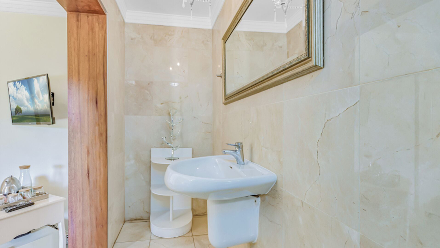 Bathroom 4, House Sunbeam GuestHouse, City of Johannesburg