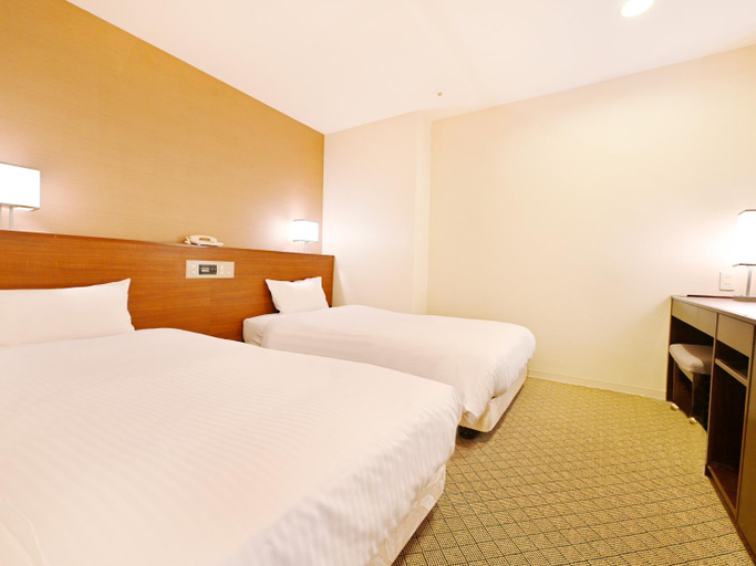 Bedroom 30