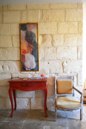 Others 3, chambre d hote spacieuse avec cour junas gard, Gard