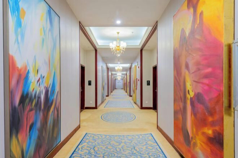 Others 5, Hotel de Royce, Shaoguan
