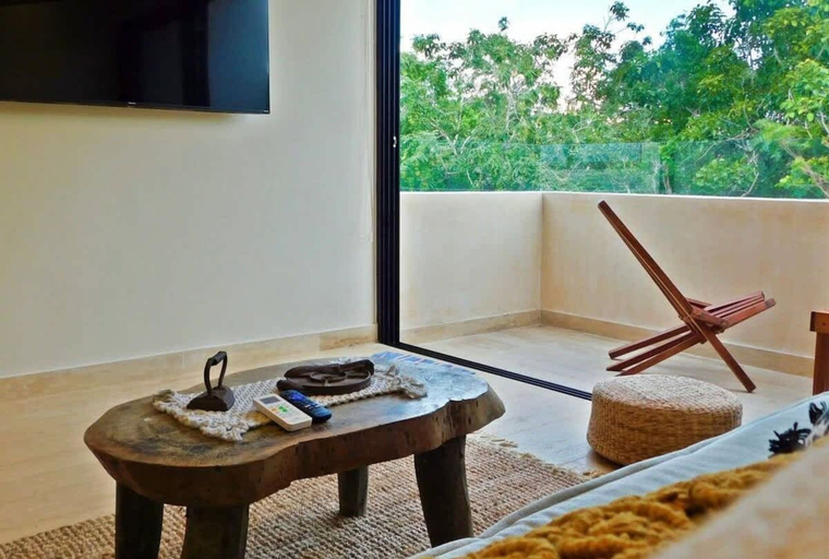 Room 4, Condo With Amazing Jungle View Top Amenities, Cozumel