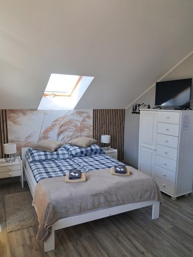 Others 3, Zamkowe Zacisze, Nowy Targ