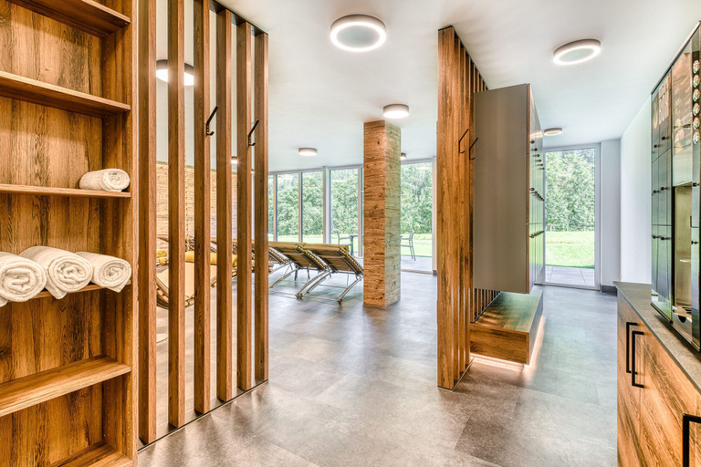 Room 2, Brandnerhus Nr 02 - Garten 3-zimmer Ferienwohnung, Bludenz