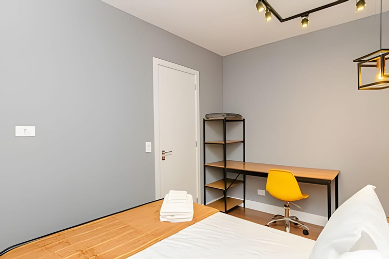Others 3, Easy Emiliano - Apartamentos UROOMS, Curitiba