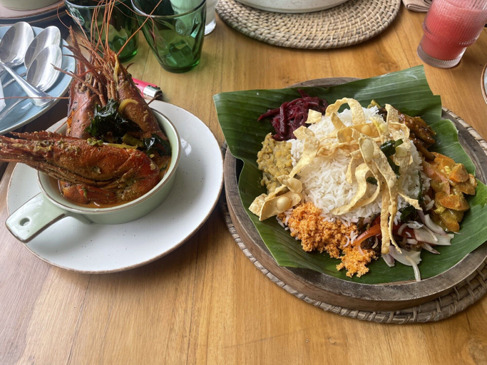 Food & Drinks 4, Sea Breeze Hotel, Weligama