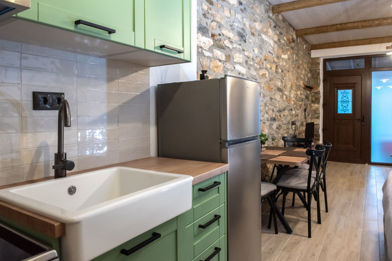 Room 4, The Lake House Angeliki, Thessaly
