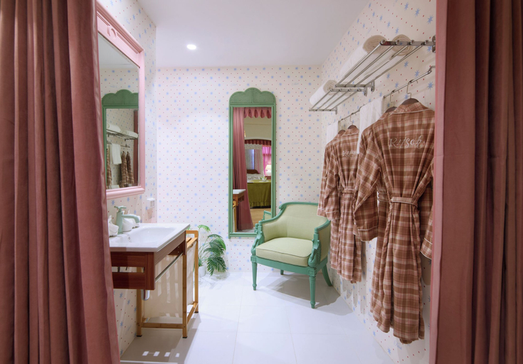 Bedroom 2, KITSCH HOTEL, Ratchathewi