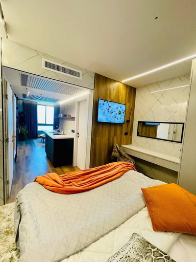 Bedroom 3, C Tower Apartments