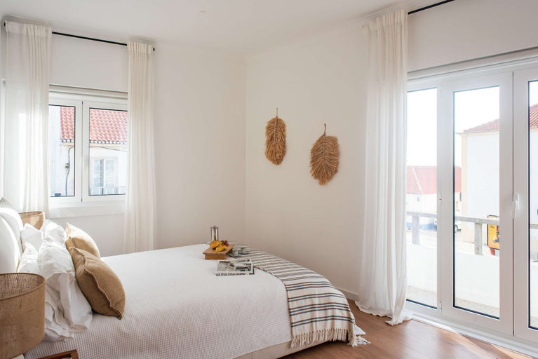 Room 4, Luxury Ocean View House - Central Ericeira, Mafra