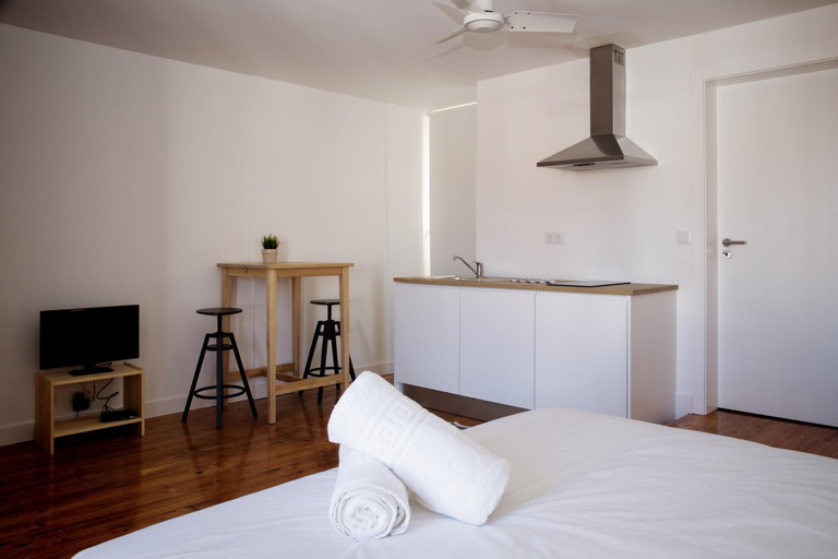Bedroom 3, GS Chiado Boutique Studios & Suites, Lisbon