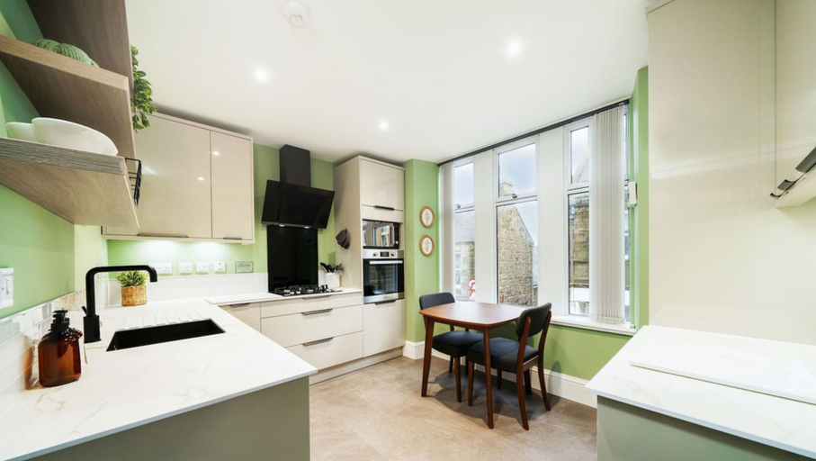 Room 5, The Copper Loft Apartment Keith, Moray