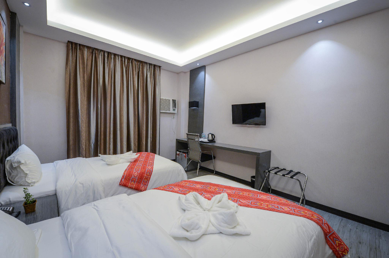 Bedroom 3, Vienna Hotel (Newly Renovated 2025), Coron