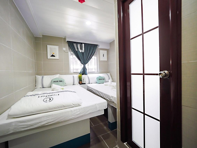 Bathroom 3, HK International Hostel, Kowloon