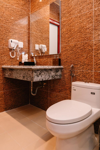 Bathroom 5