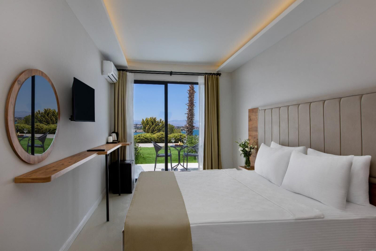 Bedroom 3, Sun Pearl Beach Resort Hotel, Çeşme