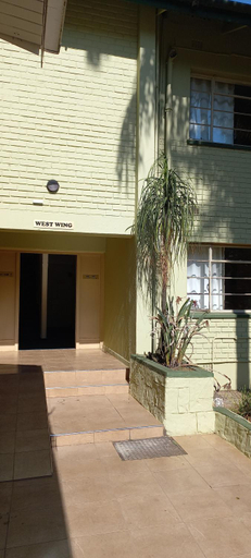 Exterior 7