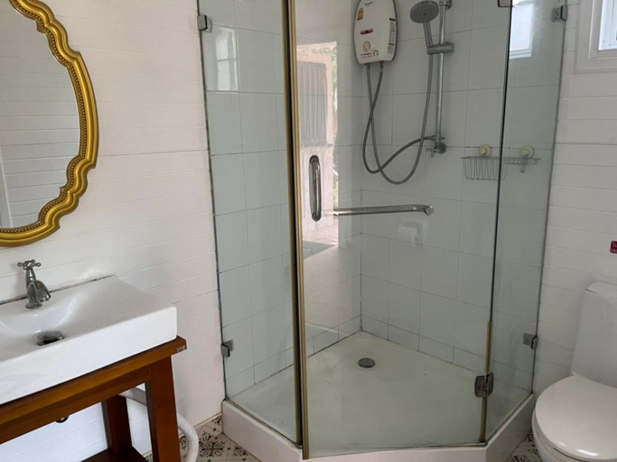 Bathroom 2, The Open Hills, Muang Kanchanaburi