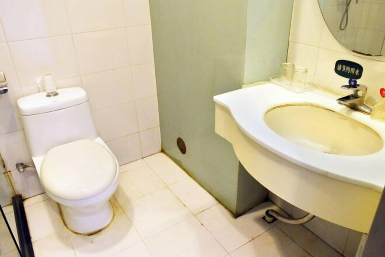 Bathroom 3, Chenguang Hotel, Shijiazhuang
