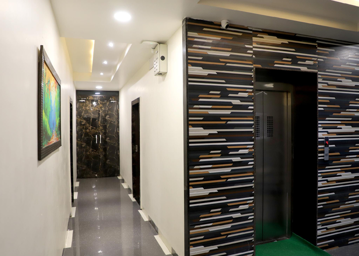 Public Area, Kanha Shree by Cosmos Hotels, Indore