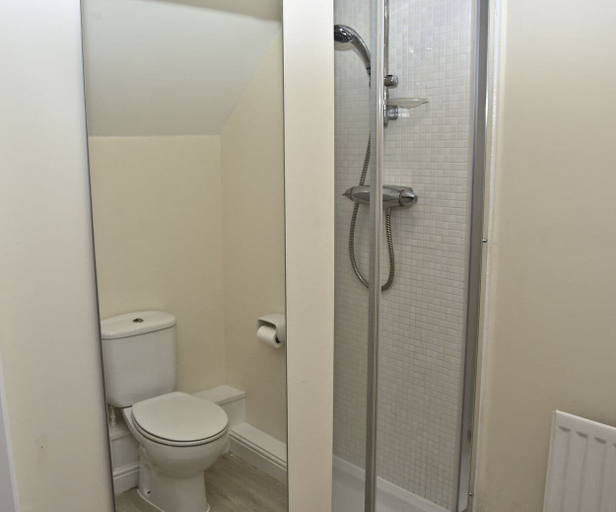 Bathroom 4, Warrington Suites by Relax Stays, Warrington