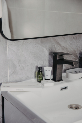 Bathroom 4, TONg Marina, Ysyk-Köl (lake)