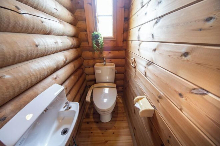 Bathroom 3, Awaji Large Log House in Goshiki 2, Sumoto