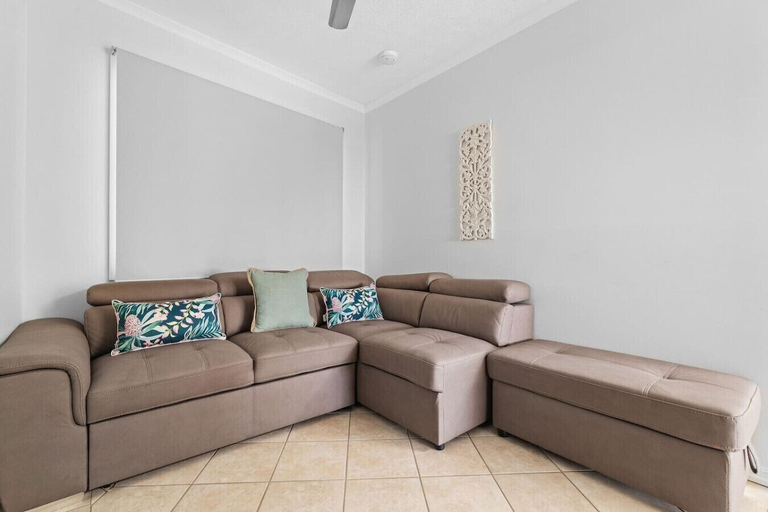 Room 3, Harbour Haven Penthouse Marina View Balcony BBQ, Larrakeyah