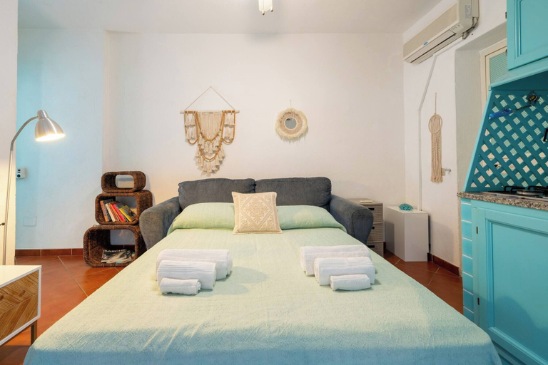 Room 3, Porto Rotondo - Appartamento in Centro, 8 Minuti Da Spiaggia Ira, Olbia-Tempio