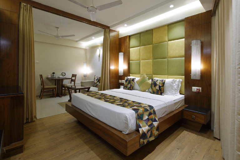 Others, Hotel Accolade, Ahmadabad