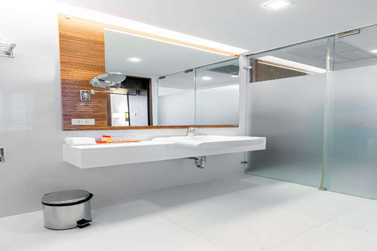Bathroom 21
