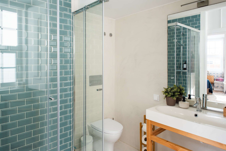 Bathroom 3, Central Ericeira Apartment With Lift, Mafra