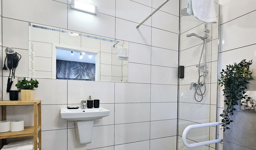 Bathroom 3, Studio Dominikańska Szóstka - 365PAM, Kołobrzeg
