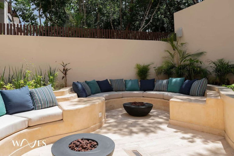 Room 4, Premium Apartment W Private Pool Garden, Cozumel