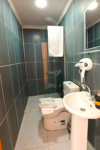 Bathroom 5, Kondoskali Hotel, Fatih