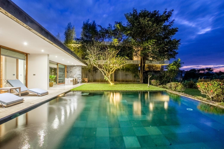 Swimming Pool 6