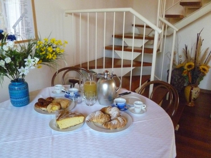 Others 4, B&B Armonia, Ravenna