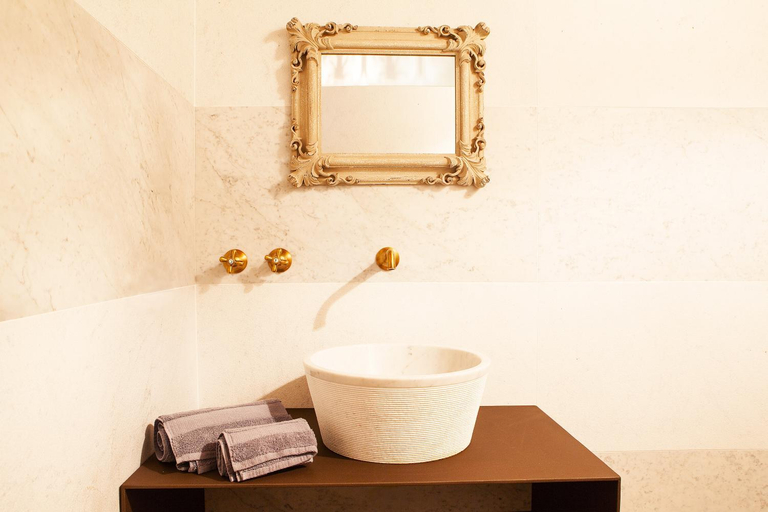 Bathroom 3, -La Mas Di Laura- Luxury Relais with Swimming pool, La Spezia