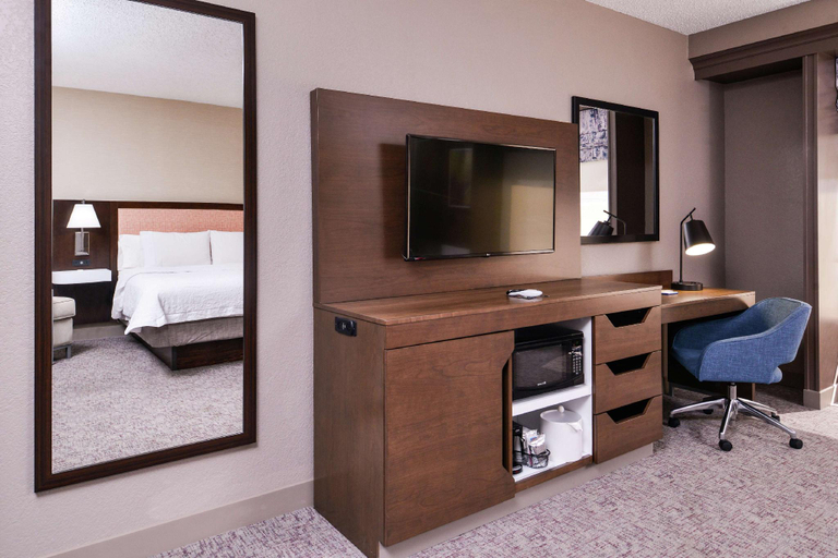 Bedroom, Hampton Inn Albuquerque-University/Midtown, Bernalillo