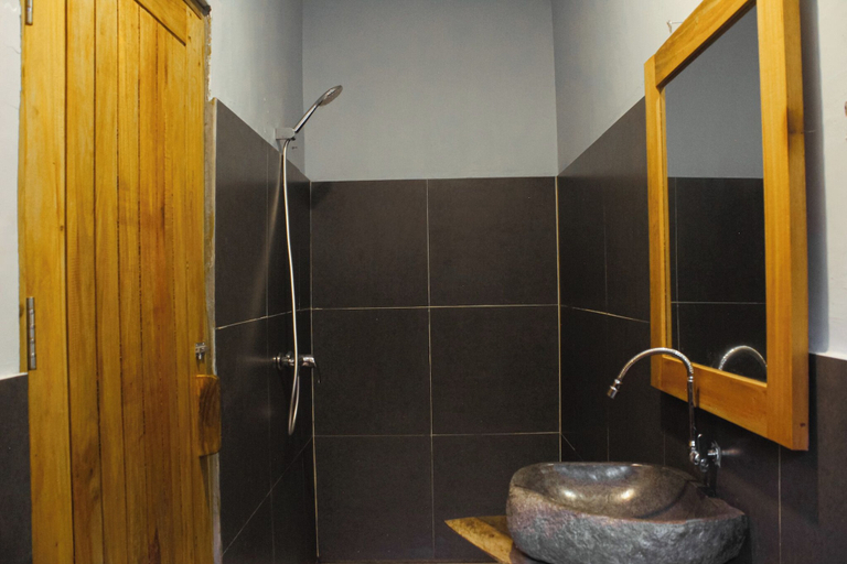Bathroom 4, Zavana House, Lombok
