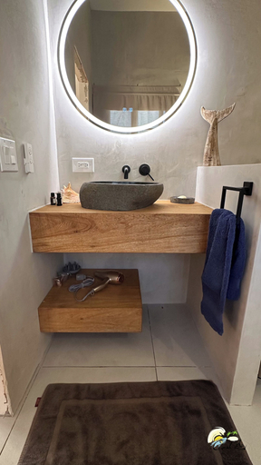 Bathroom 3, Coral Bay Bungalows, Bocas del Toro