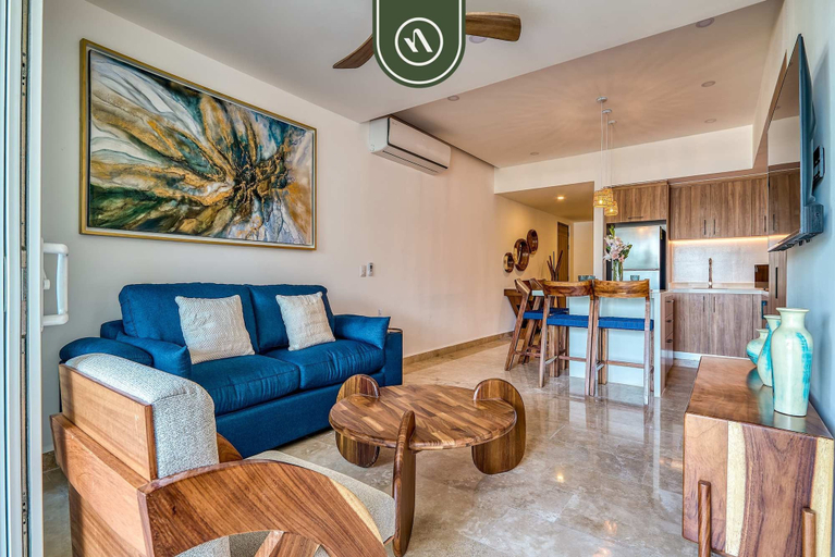 Room 2, Oceanview 1 BR Condo - Beach - Multiple Pools, Puerto Vallarta