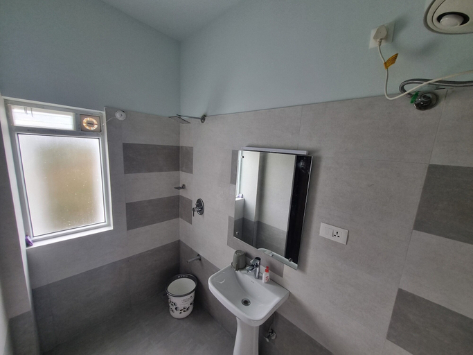 Bathroom 3, Bon Sejour Hill View Boutique Stay Ooty, The Nilgiris
