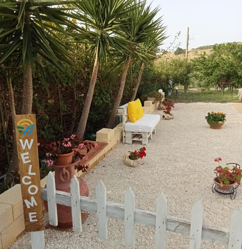 Others 4, Agriturismo Adenzia, Agrigento