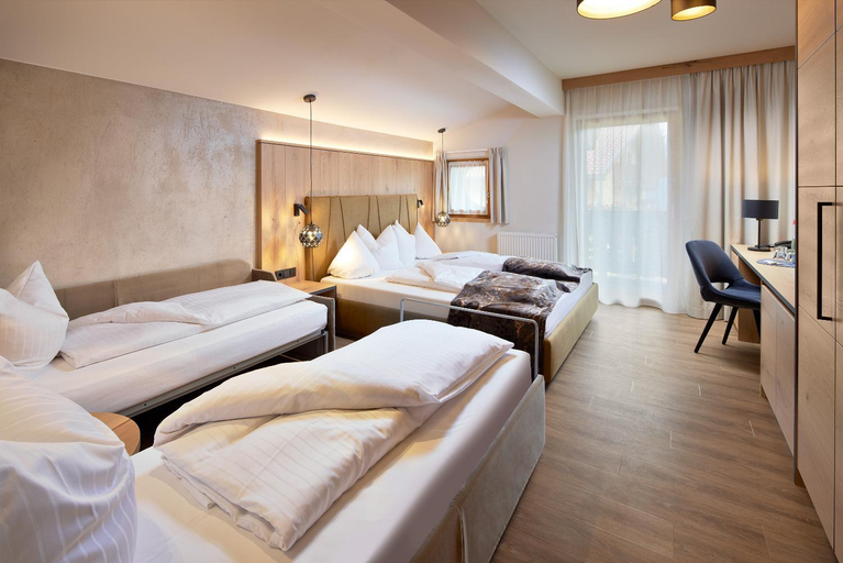 Bedroom 12