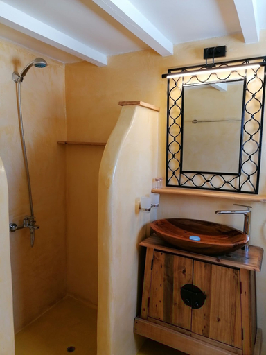 Room 2, Stephany s Skyline Studio, South Aegean