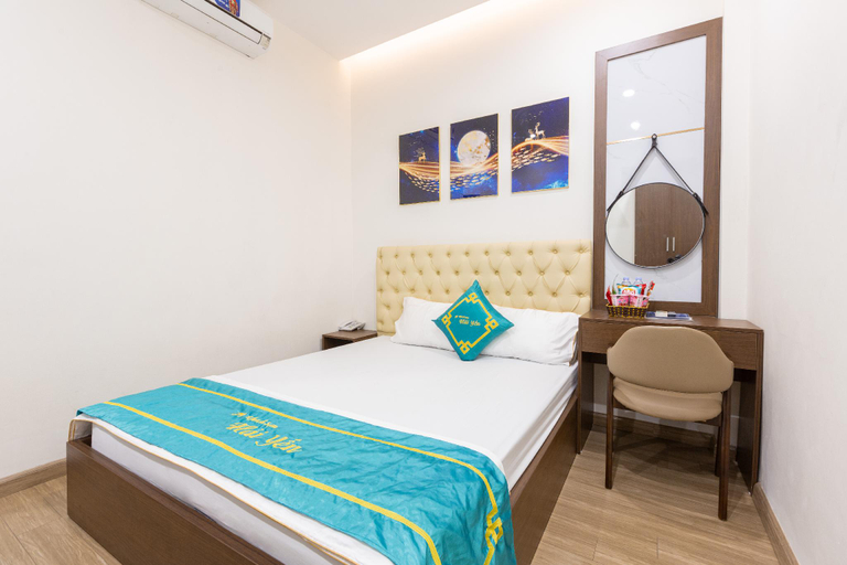 Bedroom 8