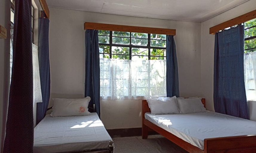 Bedroom 3, Denzong House and Restaurant, Darjiling