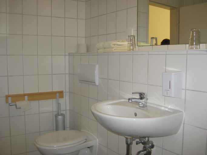 Others 4, Doppelzimmer Gastehaus Muhlenstein, Vorpommern-Rügen