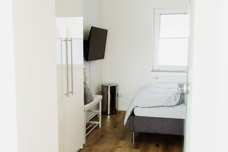 Bedroom 2, Wohnen auf Zeit in Weingarten, Ravensburg